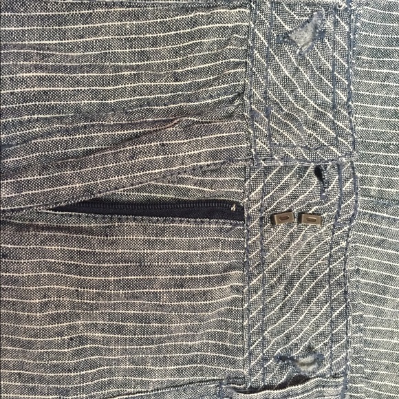 Lenin Blend Skirt - Picture 5 of 8